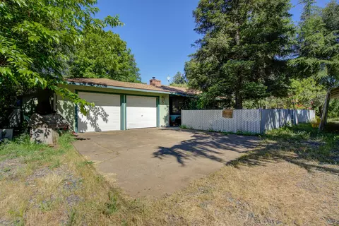 Exterior - 20192 Lyal Ln, Redding, CA 96002 photo 32 of 32