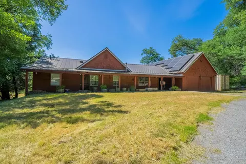 11772 Bella Vista Ct, Bella Vista, CA 96008