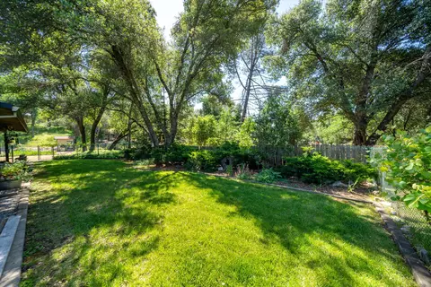 20932 Old 44 Dr, Redding, CA 96003 photo 19