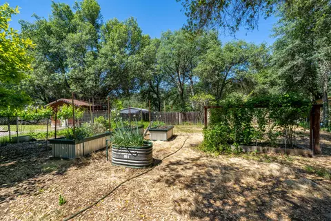 20932 Old 44 Dr, Redding, CA 96003 photo 23