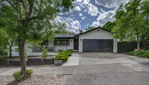 1666 Willis St, Redding, CA 96001 photo 2