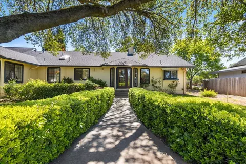 4652 Columbine Dr, Redding, CA 96002 photo 28