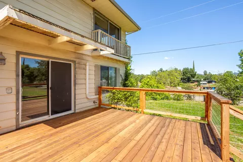 Exterior - 12565 Encanto Way, Redding, CA 96003 photo 3 of 8