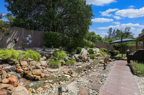 4256 Hazelwood Ct, Redding, CA 96001 photo 33