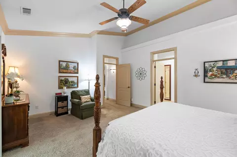 699 Casa Buena St, Redding, CA 96003 photo 32