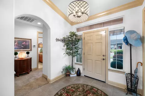 699 Casa Buena St, Redding, CA 96003 photo 6