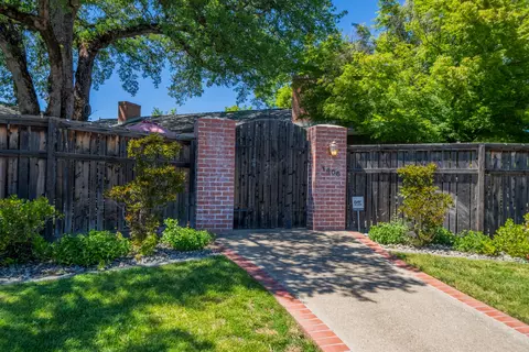 1406 Robinson Dr, Red Bluff, CA 96080 photo 4