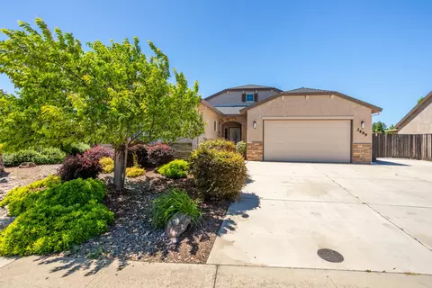 3499 Lemurian Rd, Redding, CA 96002