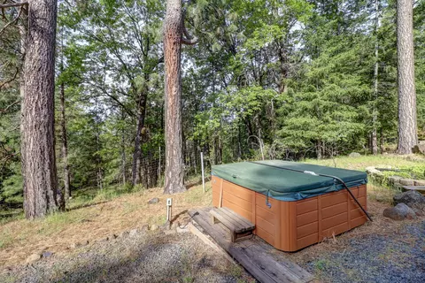 14935 Oak Run Rd, Oak Run, CA 96069 photo 32