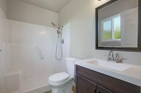 857 Monarch Ct, Redding, CA 96003 photo 11