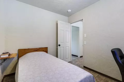 2950 Leland Ave, Redding, CA 96001 photo 14