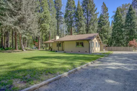 12 Billys Peak Dr, Trinity Center, CA 96091 photo 27