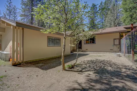 12 Billys Peak Dr, Trinity Center, CA 96091 photo 37