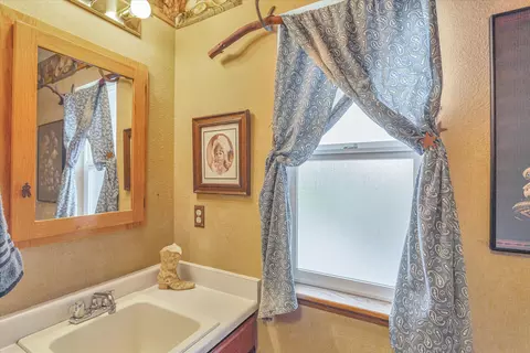 11970 Happy Trails Dr, Red Bluff, CA 96080 photo 37