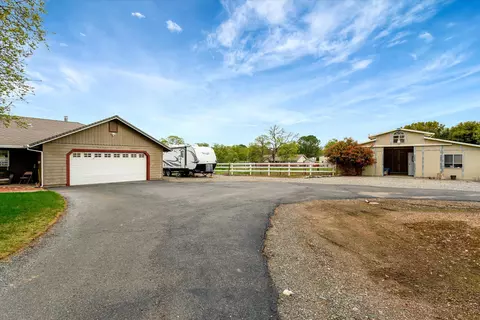 11970 Happy Trails Dr, Red Bluff, CA 96080 photo 4