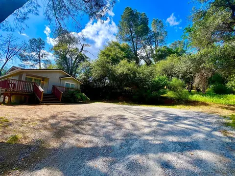 17772 Peterson, Redding, CA 96003 photo 3