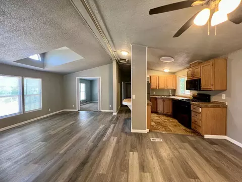 17772 Peterson, Redding, CA 96003 photo 6