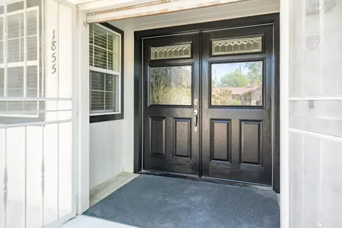 Entry Way - 1855 Wisconsin Ave, Redding, CA 96001 photo 1 of 2