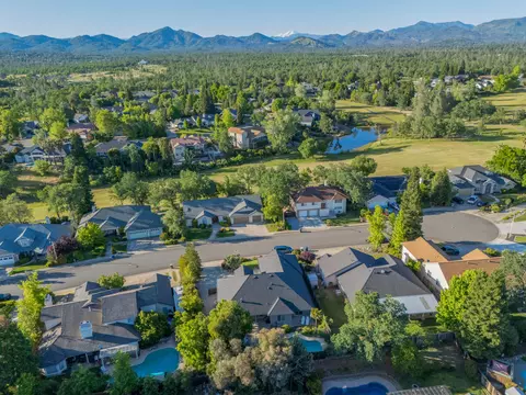View/Area - 6235 Gold Hills Ct, Redding, CA 96003 photo 2 of 4