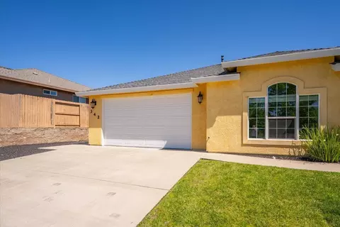 Exterior - 342 Reddington Dr, Redding, CA 96003 photo 18 of 22