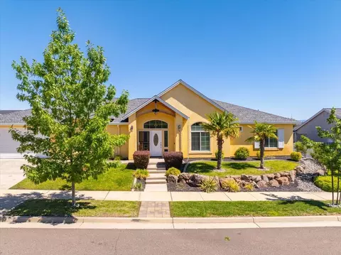 342 Reddington Dr, Redding, CA 96003