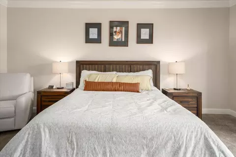 Bedroom - 342 Reddington Dr, Redding, CA 96003 photo 2 of 7
