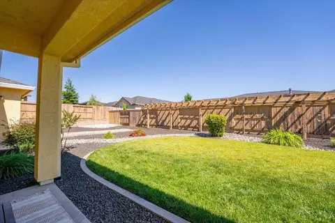 Exterior - 342 Reddington Dr, Redding, CA 96003 photo 5 of 22