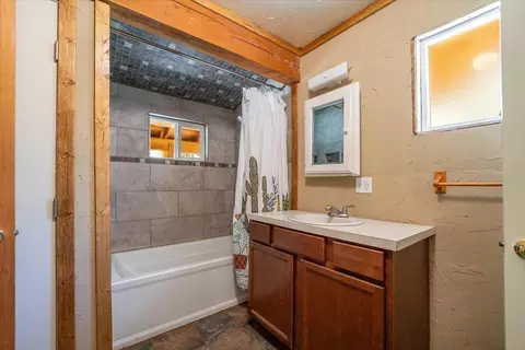 2004 Gus Hawk Rd, Big Bend, CA 96011 photo 13
