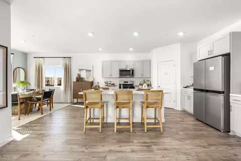 Kitchen - 5403 Petals Pl, Redding, CA 96002 photo 3 of 3