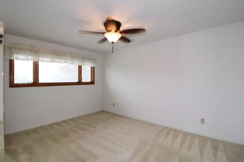 3045 Stratford Ave, Redding, CA 96001 photo 11