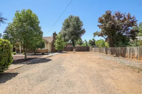 3242 School St, Redding, CA 96002 photo 26