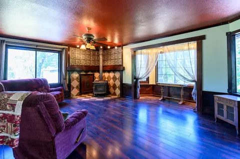 12866 Flint Creek Rd, Redding, CA 96003 photo 3