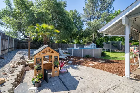 1244 Edgewood Dr, Redding, CA 96003 photo 23
