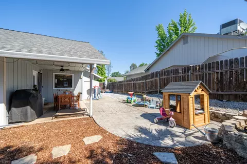 1244 Edgewood Dr, Redding, CA 96003 photo 22