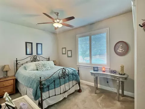 Bedroom - 3331 Glenrock Way, Redding, CA 96001 photo 2 of 3