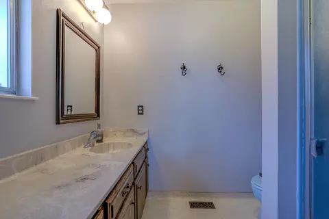 Bath - 25515 Glenburn Rd, Fall River Mills, CA 96028 photo 2 of 6