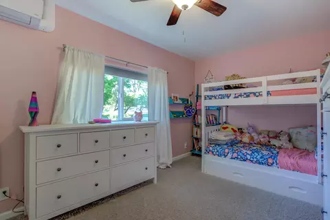 Bedroom - 25515 Glenburn Rd, Fall River Mills, CA 96028 photo 5 of 10