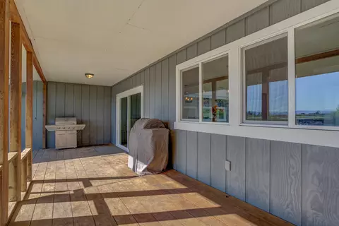 Exterior - 25515 Glenburn Rd, Fall River Mills, CA 96028 photo 10 of 15