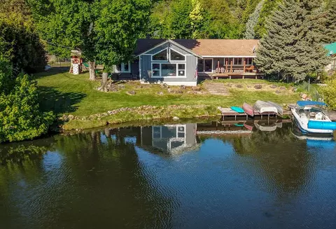 25515 Glenburn Rd, Fall River Mills, CA 96028