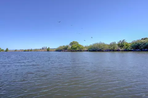 View/Area - 25515 Glenburn Rd, Fall River Mills, CA 96028 photo 6 of 9