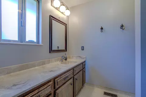 Bath - 25515 Glenburn Rd, Fall River Mills, CA 96028 photo 1 of 6