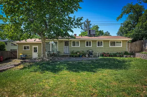 Exterior - 1488 Riviera Dr, Redding, CA 96001 photo 2 of 4