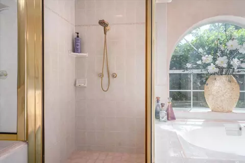 4365 Glen Vista Ct, Redding, CA 96002 photo 23