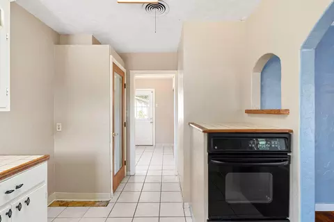 3 Thompson Place Pl, Red Bluff, CA 96080 photo 4