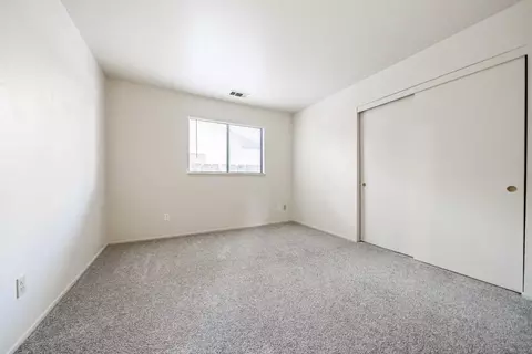 1687 Morningsun Dr, Redding, CA 96002 photo 4
