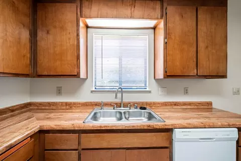 1687 Morningsun Dr, Redding, CA 96002 photo 18