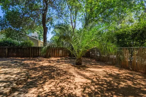 1687 Morningsun Dr, Redding, CA 96002 photo 23