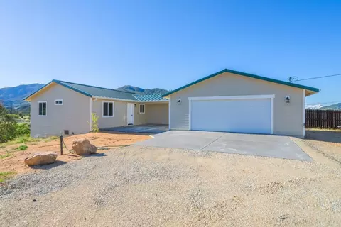 11572 Weiland St, Redding, CA 96001