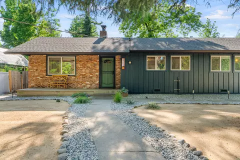 5701 Fagan Dr, Redding, CA 96001 photo 2