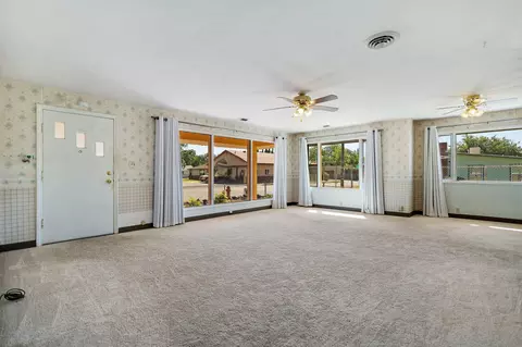 Living - 3364 Silver St, Anderson, CA 96007 photo 2 of 12